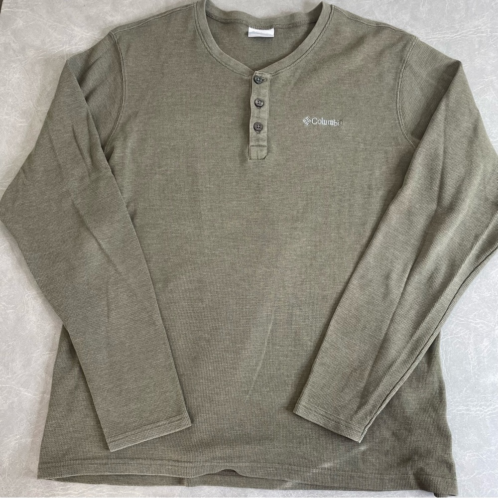Columbia Men's Green Long Sleeve Thermal Henley - Picture 7 of 7